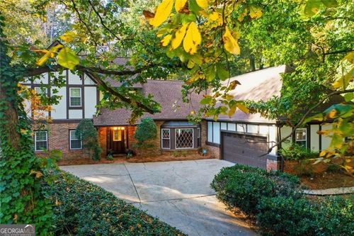 180 Valley Cv, Sandy Springs, GA, 30350-2722 | Card Image