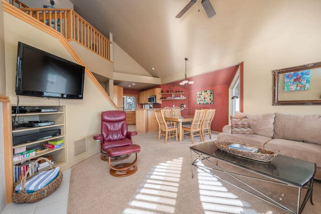 52-web-or-mls-1-16-25 19717 Mt Bachelor | Image 19