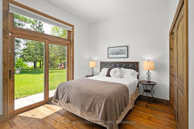 159 Bluff Point Dr, House other with 9 bedrooms, 7 bathrooms and 17 parking in Calabogie ON | Image 19