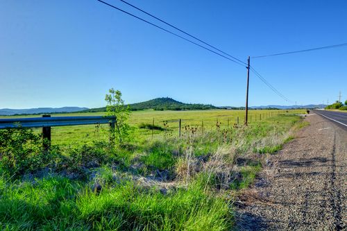 500-0 Modoc Road, Central Point, OR, 97502 | Card Image