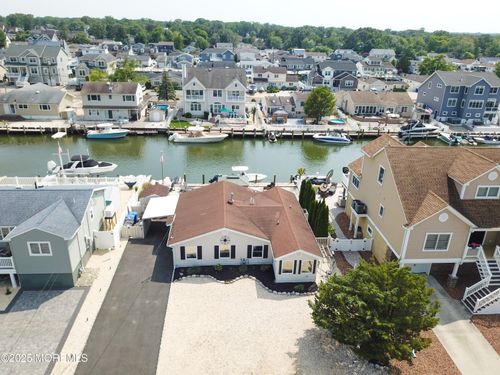 1841 Starboard Ct, Toms River, NJ, 08753-3122 | Card Image