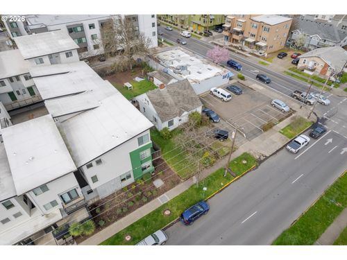 1828 Hilyard St, Eugene, OR, 97401-4341 | Card Image