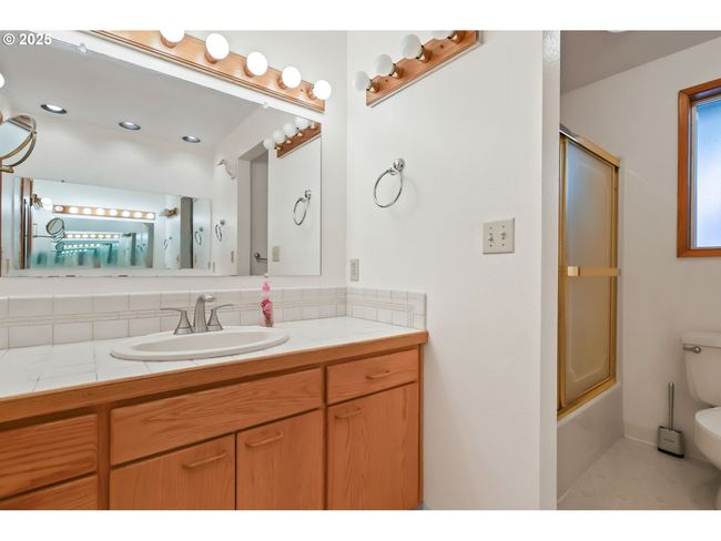 2335 5 Th St, House other with 3 bedrooms, 2 bathrooms and 2 parking in Columbia City OR | Image 23