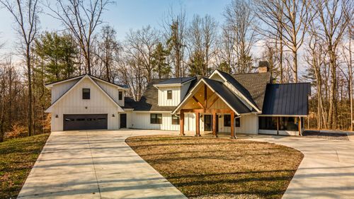 226 Meadowood Road, Newport, TN, 37821 | Card Image