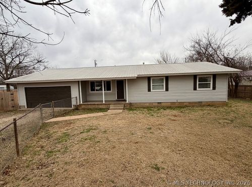 408 Saltwell St, Salina, OK, 74365-3000 | Card Image
