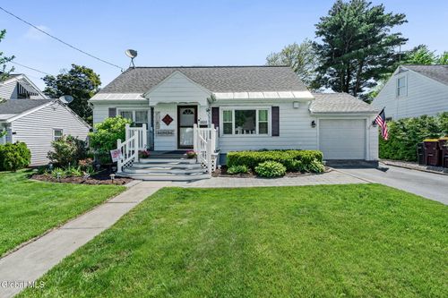 1825 Van Cortland Street, Rotterdam, NY, 12303 | Card Image