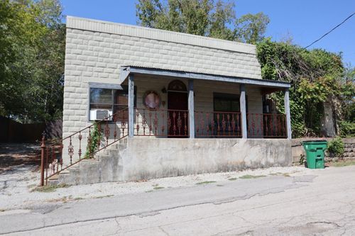131 Walnut St, Calico Rock, AR, 72519-5014 | Card Image