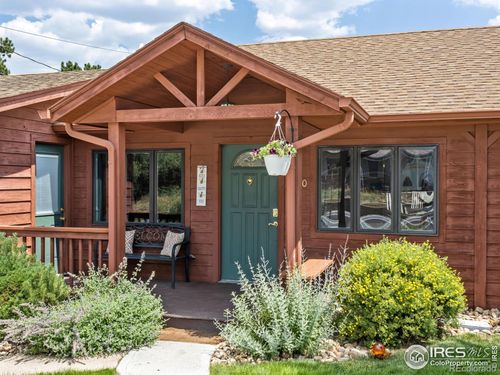 260 South Ct, Estes Park, CO, 80517-6352 | Card Image