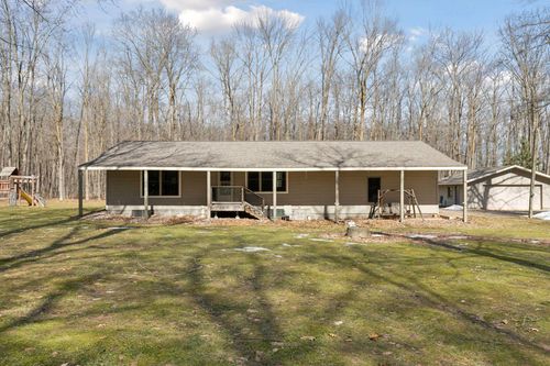 2528 3 1/4 5th St, Cumberland, WI, 54829-8860 | Card Image