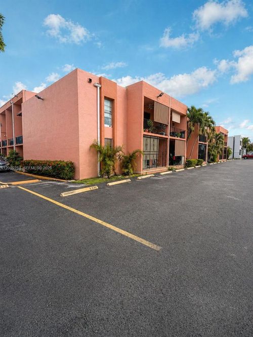 218a-1300 W 47th Pl, Hialeah, FL, 33012-3278 | Card Image