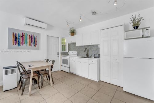 1-1639 Hayes St, Hollywood, FL, 33020-3651 | Card Image