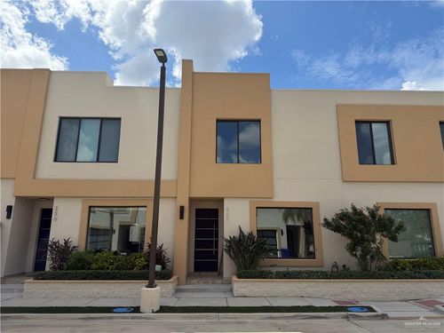 231 Canary Avenue, McAllen, TX, 78504 | Card Image