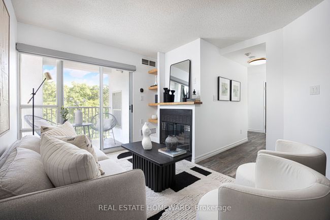 503 - 716 Kingston Rd, Condo with 2 bedrooms, 1 bathrooms and 1 parking in Toronto ON | Image 5