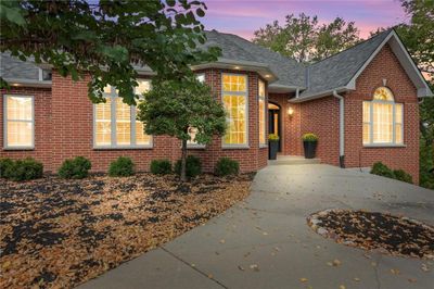 All Brick Exterior ~ New Roof! | Image 1