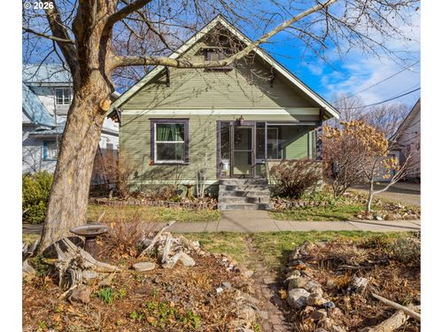 1305 9th St, La Grande, OR, 97850-2414 | Card Image