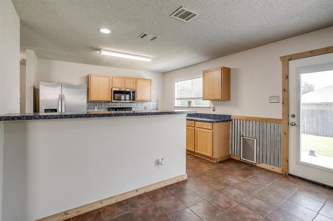 1604 Withers Way, House other with 3 bedrooms, 2 bathrooms and null parking in Krum TX | Image 14