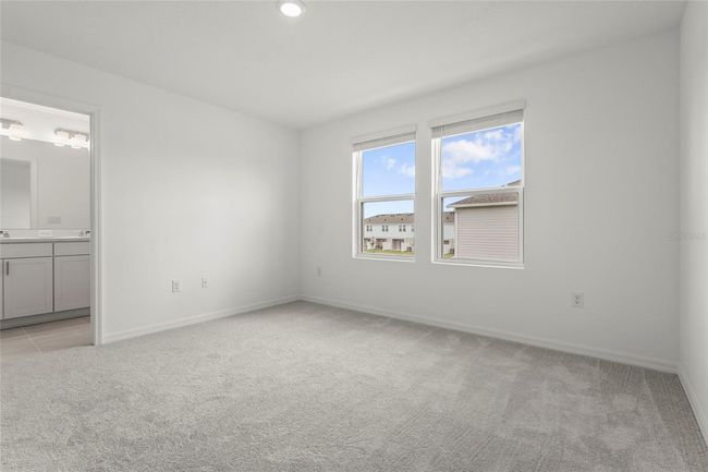 8705 Winter Breeze Way, Townhouse with 3 bedrooms, 3 bathrooms and null parking in SARASOTA FL | Image 6