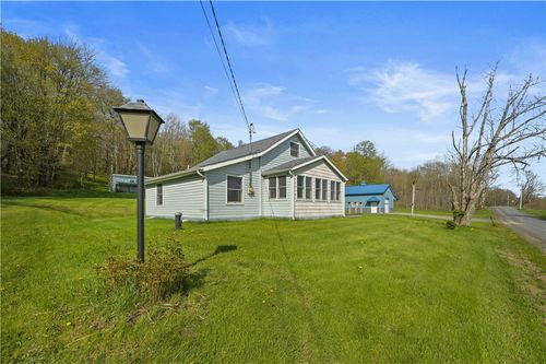 725 Arabia Rd, Summit, NY, 12175-7714 | Card Image