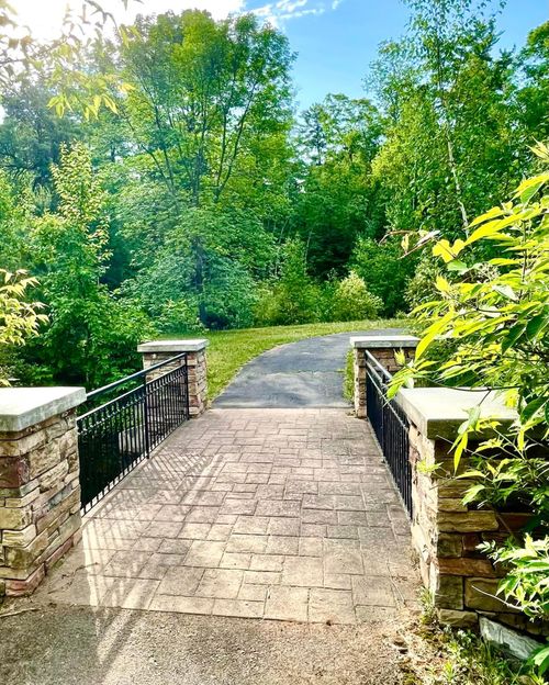 15858 Old Stonebridge Trl, Brainerd, MN, 56401-8900 | Card Image