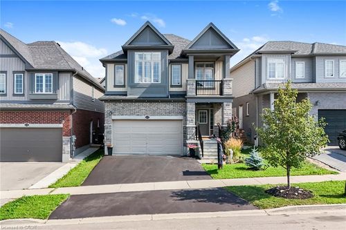 629 Wild Rye St, Waterloo, ON, N2V0E3 | Card Image