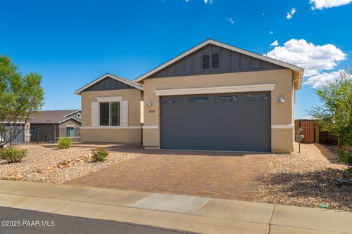 12969 E Barreto St, Dewey-Humboldt, AZ, 86327-8295 | Card Image