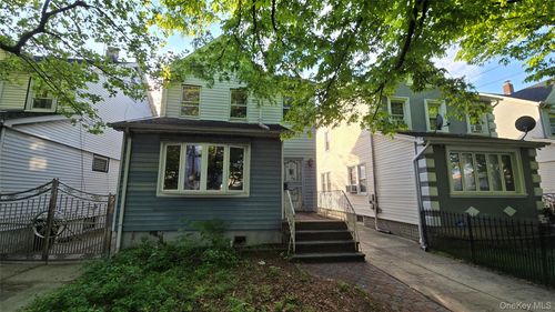 89-35 239th St, Bellerose, NY, 11426-1181 | Card Image
