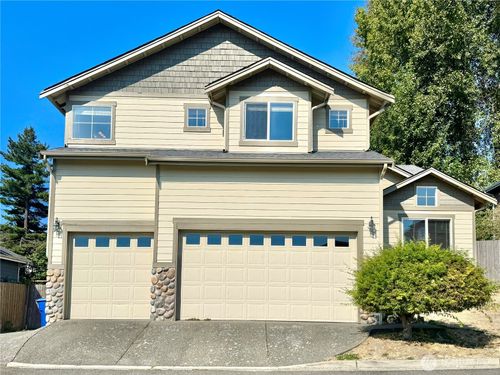 665 Blaine Ct Ne, Renton, WA, 98056-2835 | Card Image