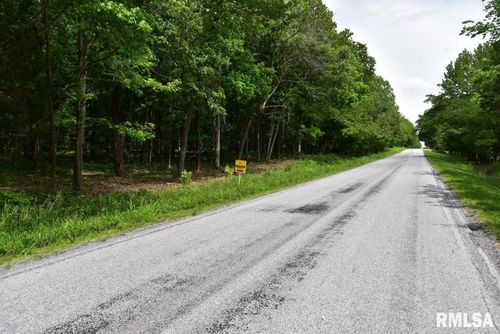 003 Battleford Rd, Stonefort, IL, 62987 | Card Image