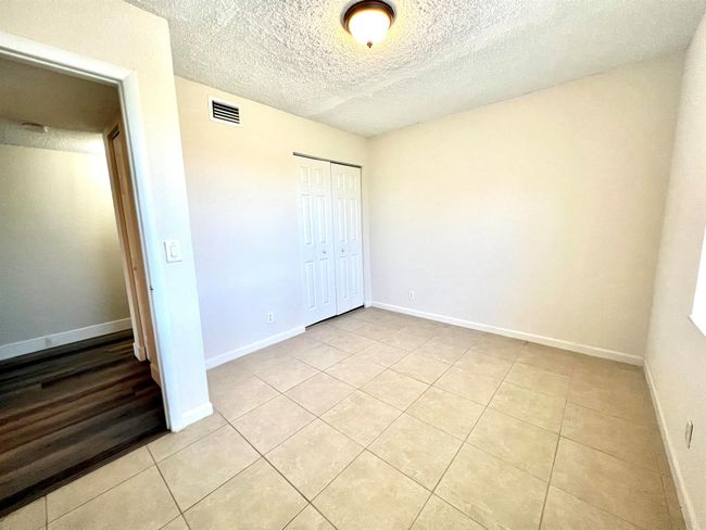 APT-302 - 120 Sparrow Dr, Condo with 2 bedrooms, 2 bathrooms and null parking in Royal Palm Beach FL | Image 13