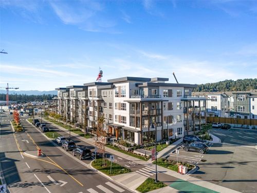 100-3564 Ryder Hesjedal Way, Colwood, BC, V9C0V4 | Card Image