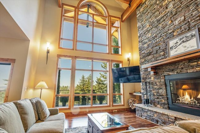 31 Bridle Bit Loop, House other with 6 bedrooms, 5 bathrooms and null parking in Clancy MT | Image 11