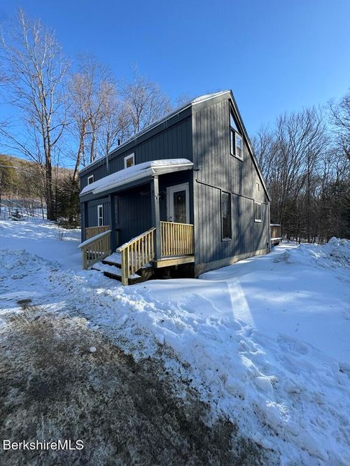 271 Brodie Mtn Rd, Hancock, MA, 01237-6924 | Card Image