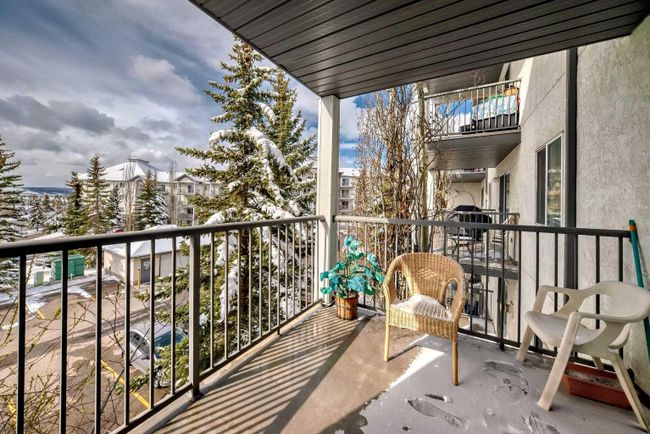 411 - 55 Arbour Grove Close Nw, Home with 2 bedrooms, 2 bathrooms and 2 parking in Calgary AB | Image 5
