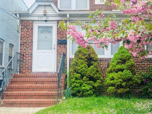 247 90th Ave, Bellerose, NY, 11426-1507 | Card Image