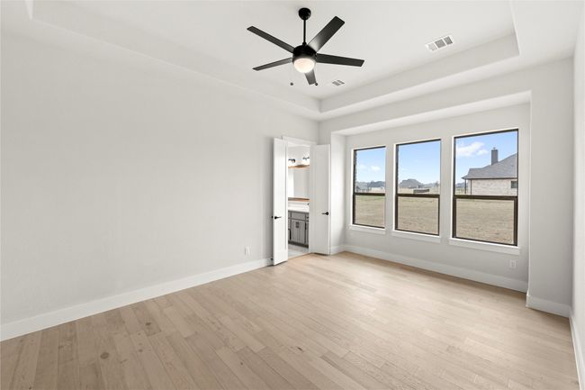 30. 160 Waterview - Primary | Image 12