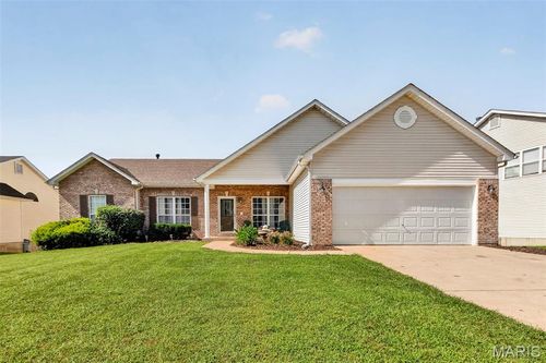 934 Annabrook Park Dr, O Fallon, MO, 63366-2967 | Card Image