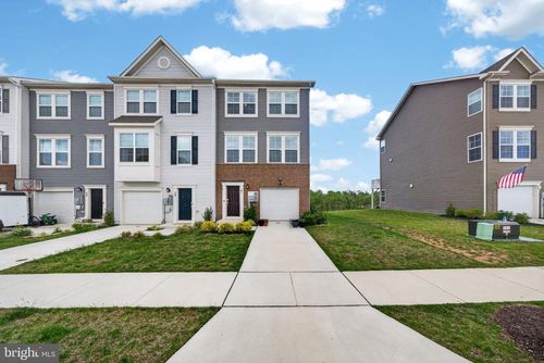 41 Extrovert Dr, CHARLES TOWN, WV, 25414-1365 | Card Image