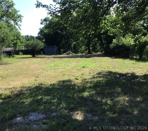 710 1st St, Davis, OK, 73030-3106 | Card Image