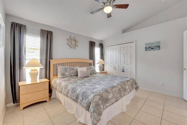 5 Bedrooms and 4 bathrooms on 1 floor | Image 26