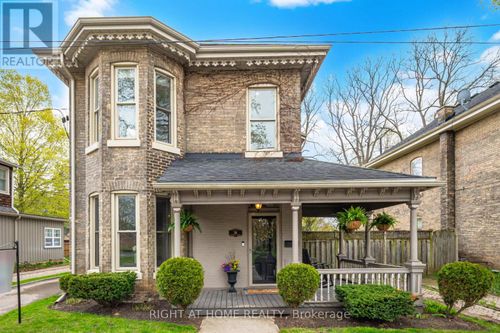 56 Chestnut Ave, Brantford, ON, N3T4C2 | Card Image