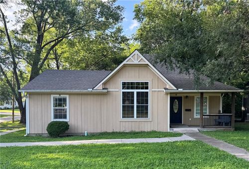 110 W Mill St, Butler, MO, 64730-1538 | Card Image