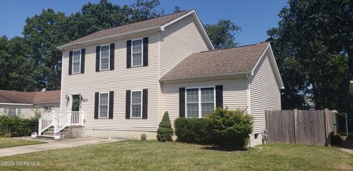 607 Maple St, Lakehurst, NJ, 08733-2519 | Card Image