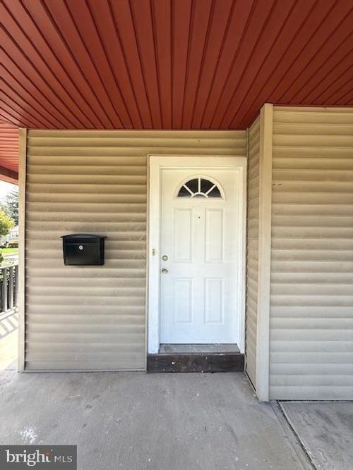 302 Nw Atlantic Ave, Magnolia, NJ, 08049-1129 | Card Image