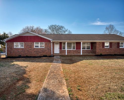 15 Mistletoe Dr, Greenville, SC, 29617-7429 | Card Image