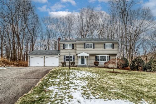 107 Greenbrier Road, Trumbull, CT, 06611 | Card Image