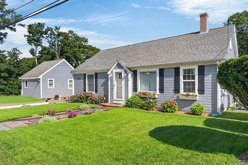 21 W Spring St, Tisbury, MA, 02568 | Card Image