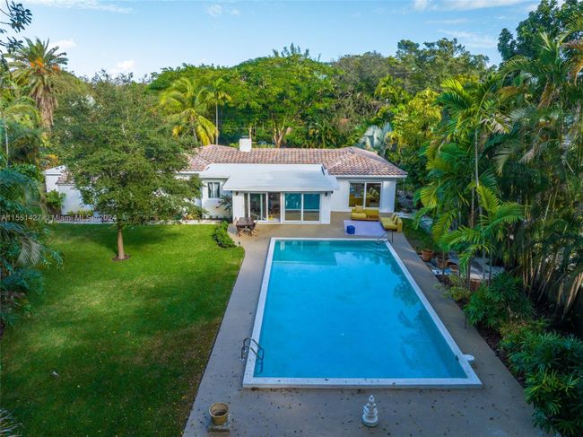 558 Ne 118th St, House other with 4 bedrooms, 3 bathrooms and null parking in Biscayne Park FL | Image 76