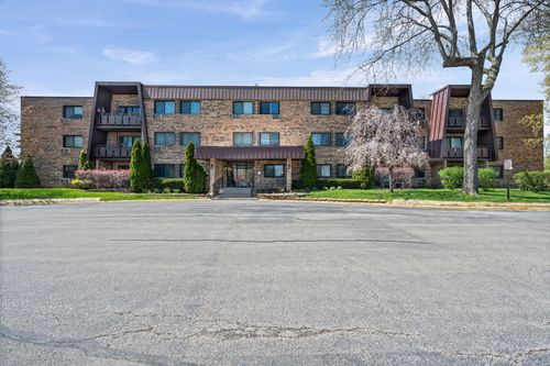 209-1205 E Hintz Rd, Arlington Heights, IL, 60004-2758 | Card Image