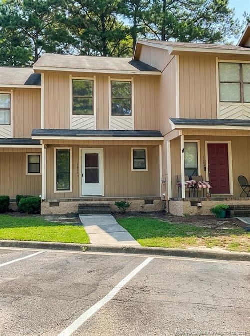 1208 N Forest Dr, Fayetteville, NC, 28303-5802 | Card Image