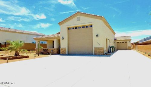 2550 E Nez Perce Rd, Fort Mohave, AZ, 86426-6857 | Card Image
